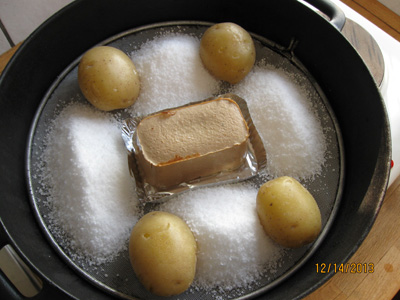 Smoked potato sandwiches with Beat in