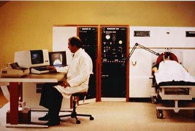 Jeg laver en undersgelse med en hjernescanner,
der senere blev installeret p Bispebjerg Hospital
